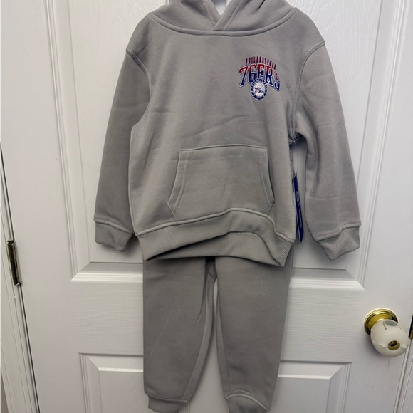 NWT Philadelphia 76ers Kids Gray Hoodie and Pants Set, Size 3T - Picture 1 of 5